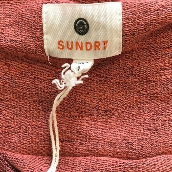 SUNDRY Patches Cross Back Pullover Small NWOT - Picture 5 of 7
